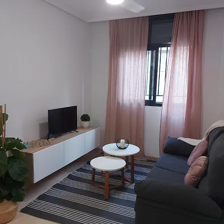 En Residencial Con Piscina Apartamento *
