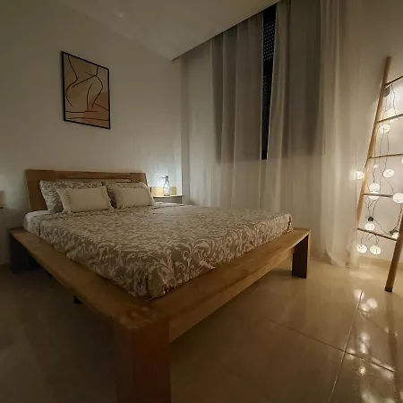 Apartment En Residencial Con Piscina *