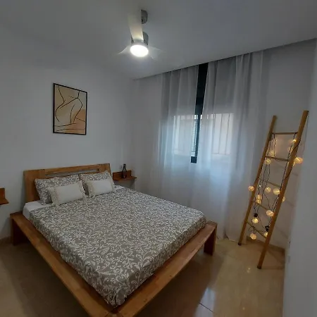 En Residencial Con Piscina Apartment