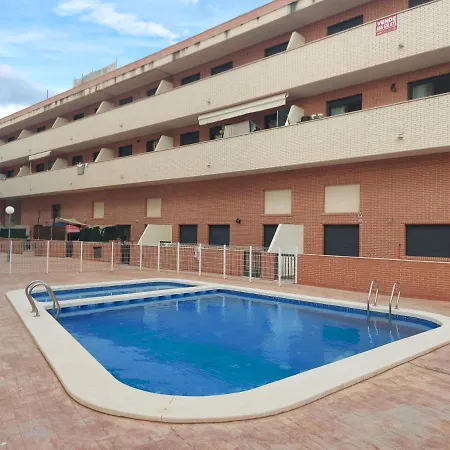 En Residencial Con Piscina Apartment