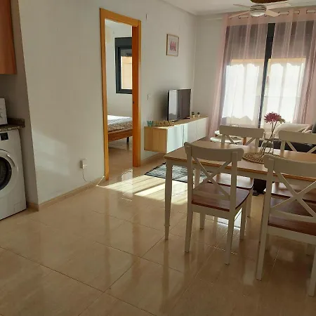 Apartment En Residencial Con Piscina *